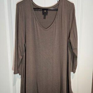 JM Collection V Neck Sharkbite Tunic XL taupe/gray 3/4 Sleeve